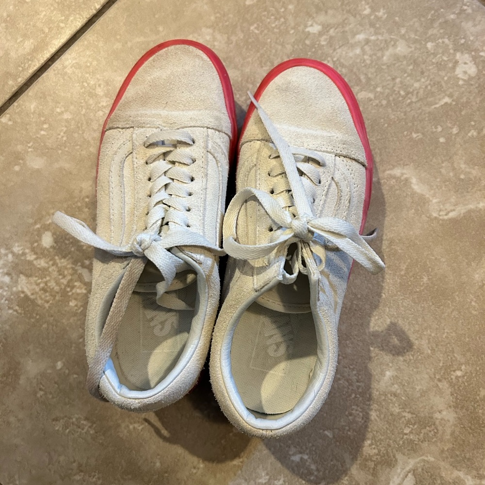 Platform vans